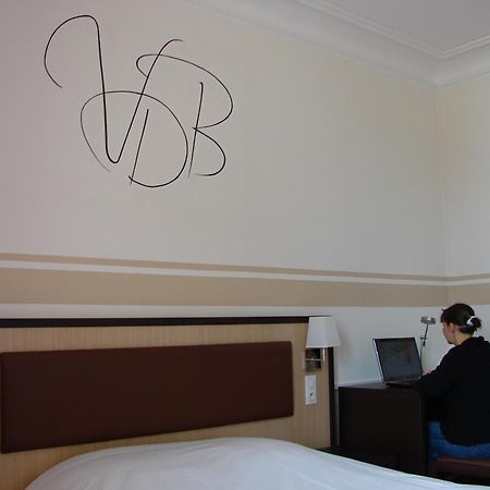 Logis Hotels Restaurants- Villa Des Bordes Clery-Saint-Andre Room photo