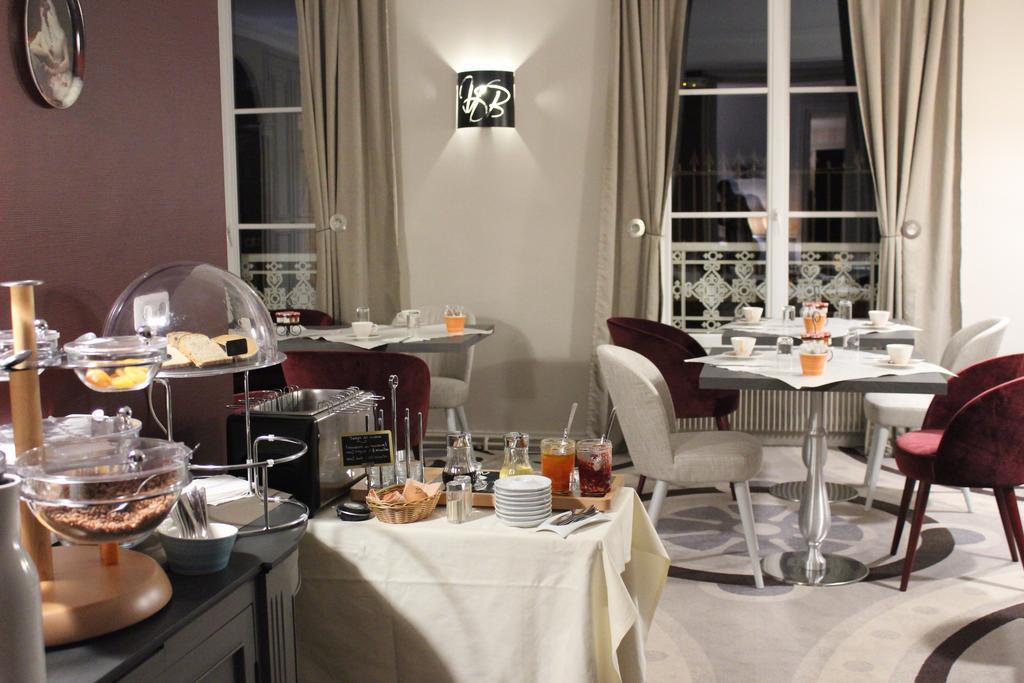 Logis Hotels Restaurants- Villa Des Bordes Clery-Saint-Andre Exterior photo