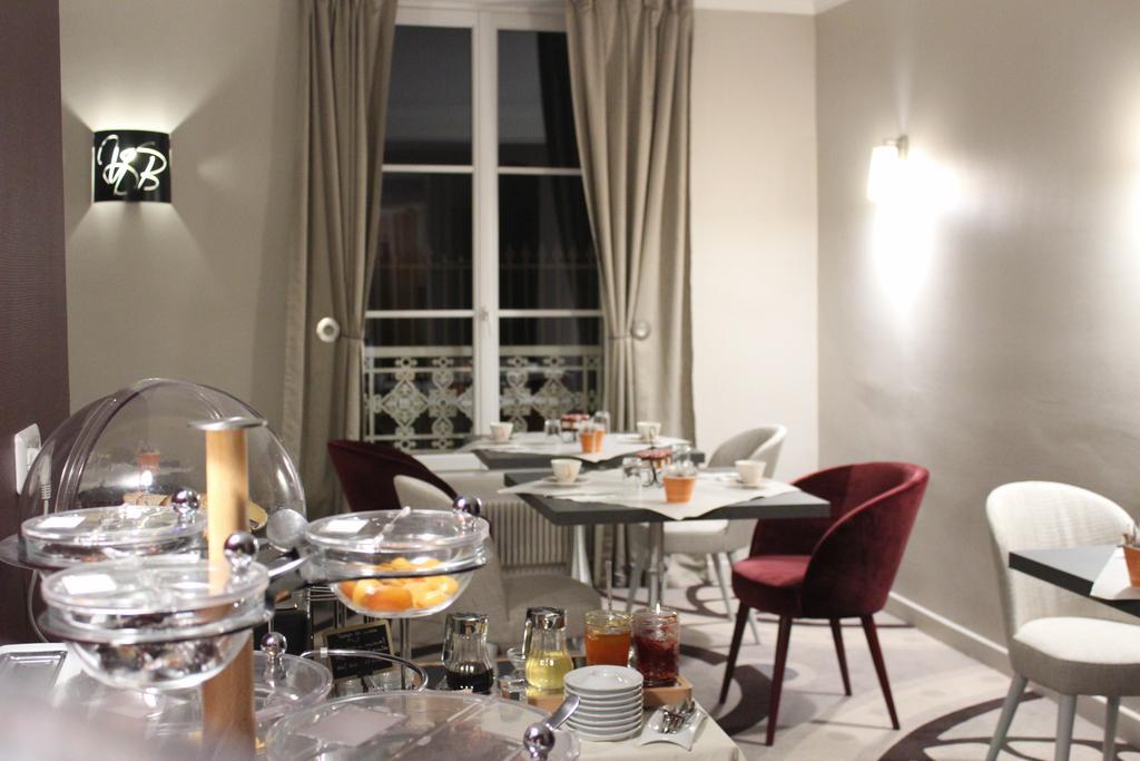 Logis Hotels Restaurants- Villa Des Bordes Clery-Saint-Andre Exterior photo