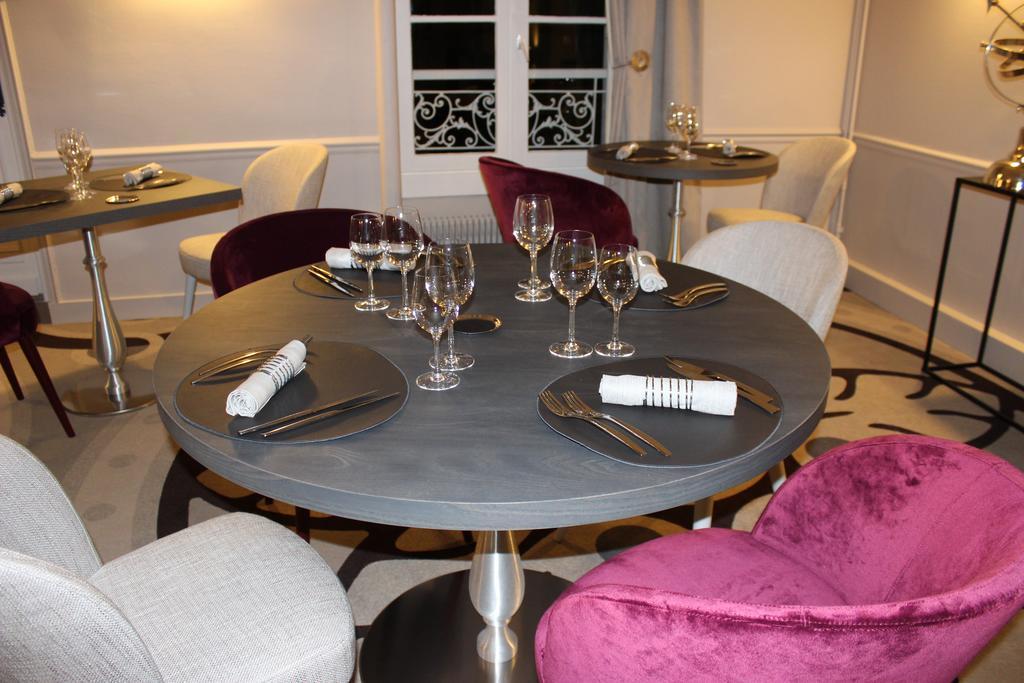 Logis Hotels Restaurants- Villa Des Bordes Clery-Saint-Andre Exterior photo