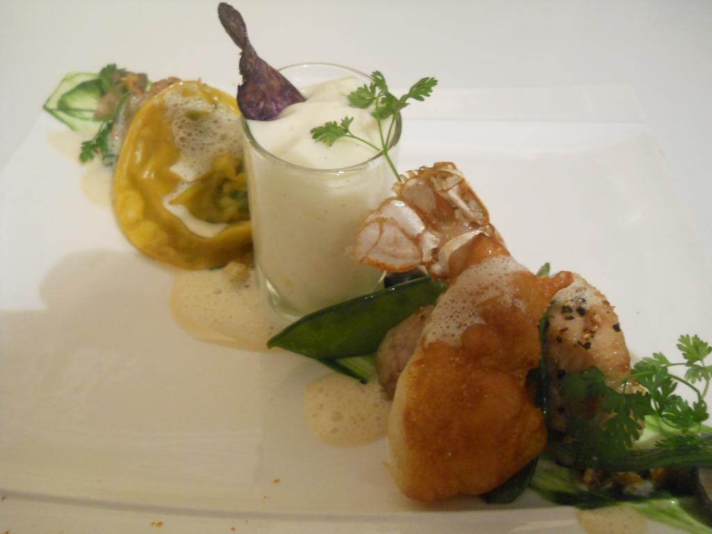Logis Hotels Restaurants- Villa Des Bordes Clery-Saint-Andre Exterior photo